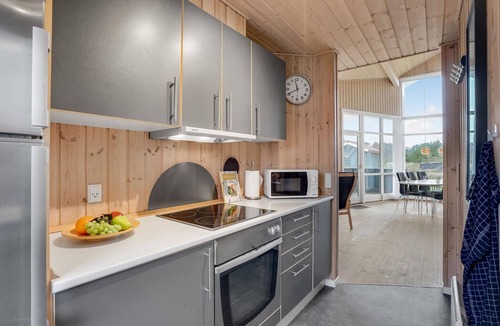 Nørre Fjand House | Lovely home in Ulfborg with WiFi