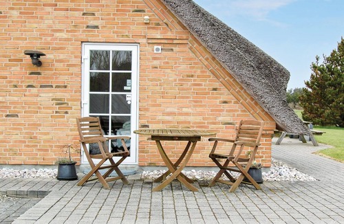 Nørre Fjand House | Lovely home in Ulfborg with sauna