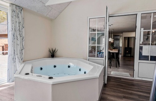 Husby House | Lovely home in Ulfborg with sauna