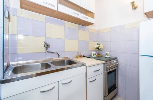 Unesic House | Lovely home in Unesic