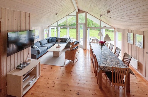 Marielyst House | Lovely home in Væggerløse with sauna