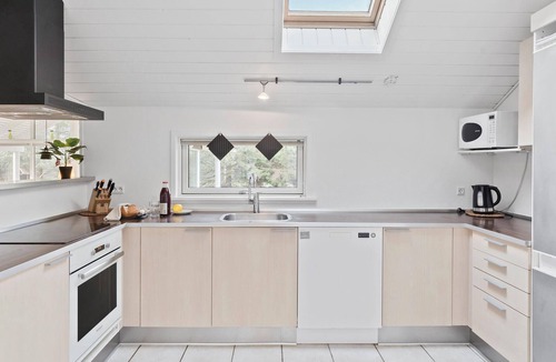 Marielyst House | Lovely home in Væggerløse with sauna