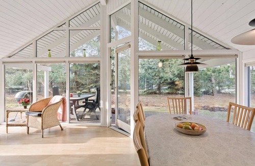 Marielyst House | Lovely home in Væggerløse with sauna