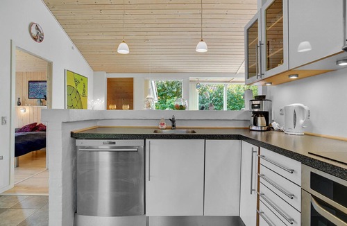 Marielyst House | Lovely home in Væggerløse with sauna