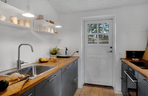 Vejby House | Lovely home in Vejby with kitchen