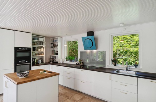 Udsholt House | Lovely home in Vejby with WiFi