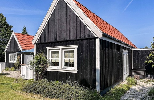 Holloselund House | Lovely home in Vejby with sauna