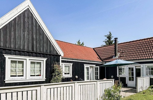 Holloselund House | Lovely home in Vejby with sauna