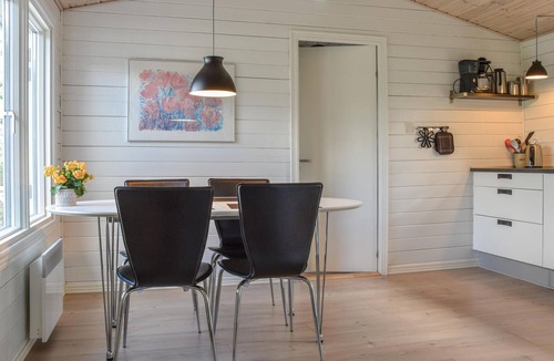 Vinderup House | Lovely home in Vinderup with WiFi