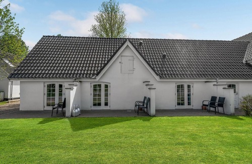 Vorbasse House | Lovely home in Vorbasse with kitchen