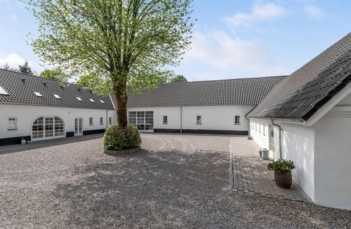 Vorbasse House | Lovely home in Vorbasse with kitchen