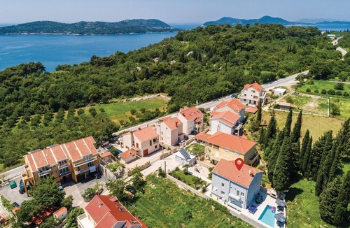 Dubrovnik House | Lovely home in Zaton Veliki with sauna