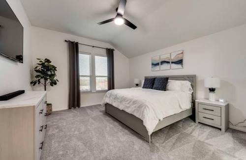 Little Elm House | Lovely Home on the Lake!