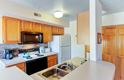 Moab South Valley House | Lovely Home w/Shared Pool - near Arches National Park