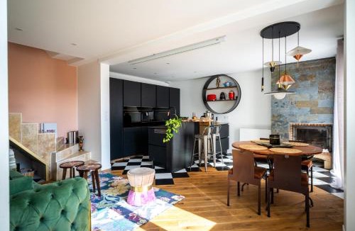 Besancon House | Lovely House