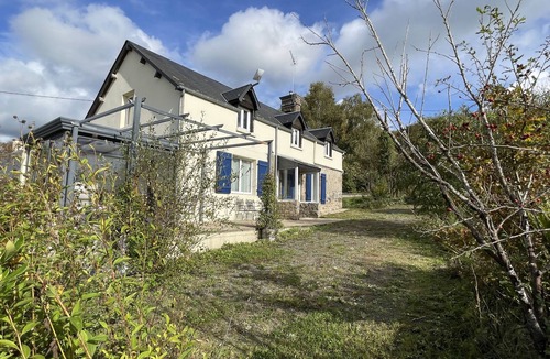 Le Mesnil-Gilbert House | Lovely house in a small hamlet with panoramic views
