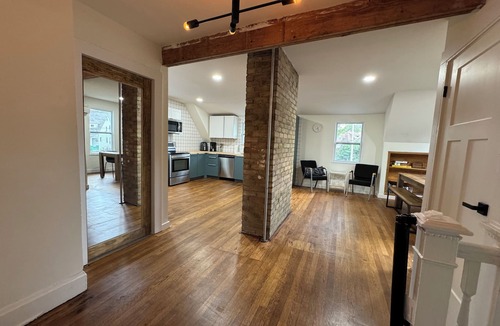 Hamilton House | Lovely house off Main Street