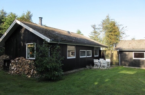 Ronbjerg Cottage | Lovely house with beautiful views of the Limfjord.