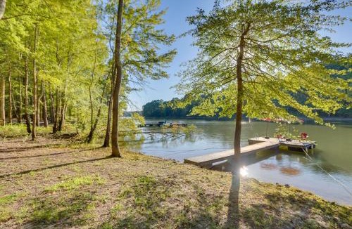 Manson House | Lovely Kerr Lake House w/Private Dock!