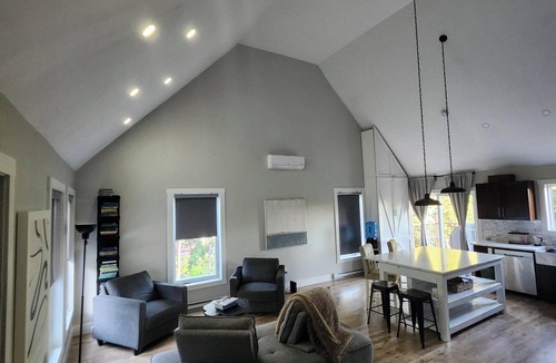 Halifax County House | Lovely Lake Echo