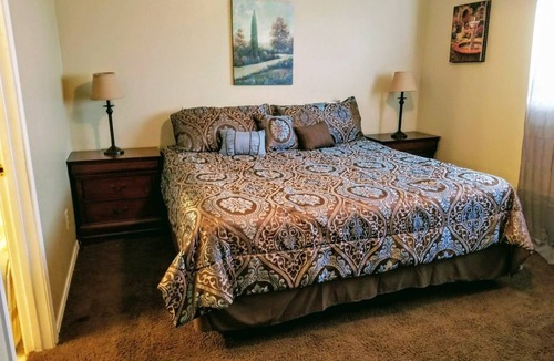 Converse House | Lovely Lake home near downtown riverwalk