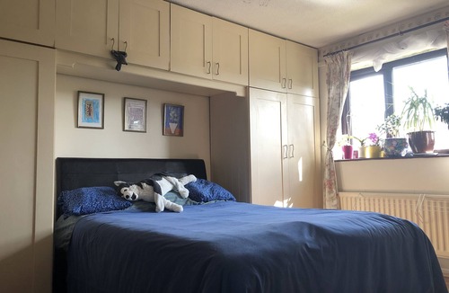 Swanley House | Lovely large house in town