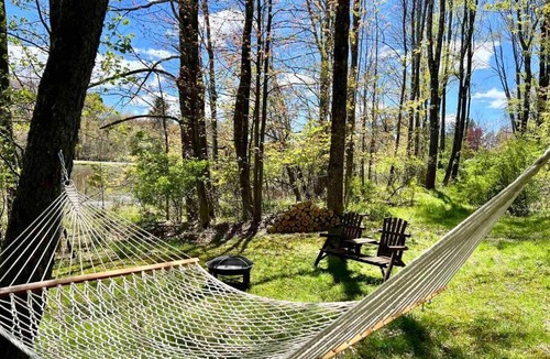 Liberty Ski Chalet | Lovely Liberty Chalet On the Waterfront