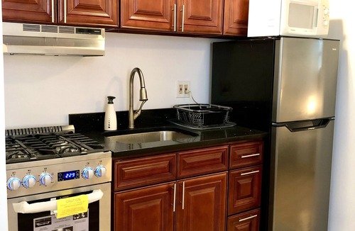 Queens House | Lovely loft in Queens!