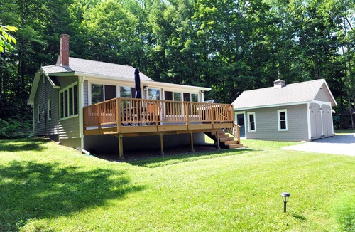 Naples Cottage | Lovely Long Lake Cottage