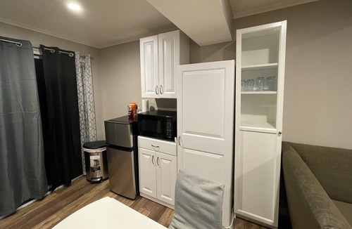 Manchester House | Lovely lower level for 4 guest.