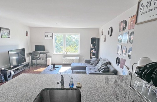 West Orange Apartment | Lovely luxury 1 bedroom apartment - 15 min from NYC