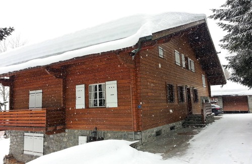 Villars-sur-Ollon Ski Chalet | Lovely luxury chalet Villars-sur-Ollon 6-15 people winter and summer sports