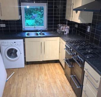 Milton Keynes House | Lovely Milton Keynes Double Room