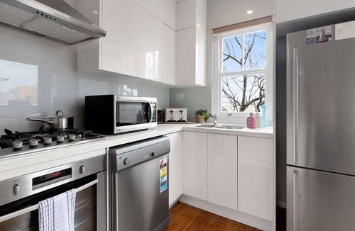 Coogee Apartment | Lovely Modern Coogee Apartment