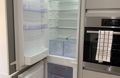 Sidcot House | Lovely modern house in area of outstanding natural beauty. 16mins from airport.