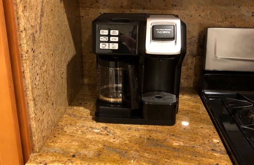 Lincoln Highlands Apartment | Lovely Modern & Stylish 2 bd & 1 bath