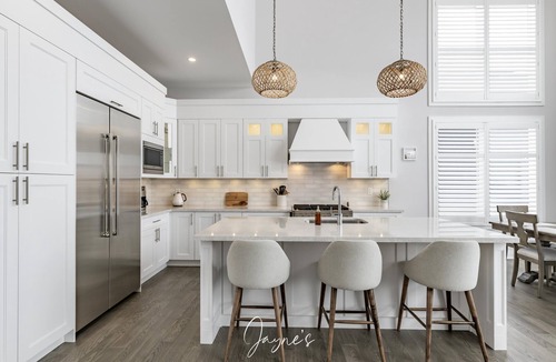 The Blue Mountains House | Lovely new 4 bed 4 bath Home in Lora Bay