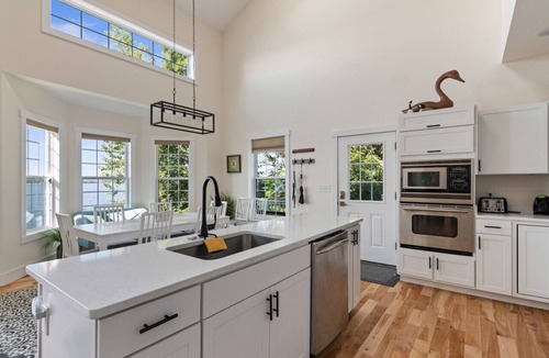 Swanton House | Lovely new home right on Lake Champlain