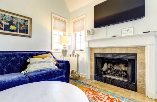 Norwich Villa | Lovely Norwich Villa with Shared Amenities!