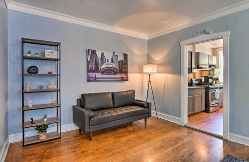 Oak Park Apartment | Lovely Oak Park Apt - Easy Access to Downtown!