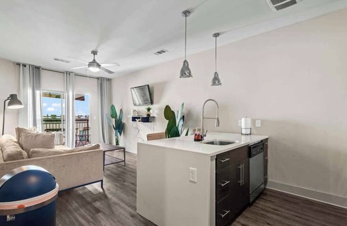 Home Park Apartment | Lovely Oasis Ga Tech