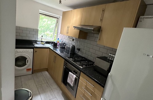 Bensham Manor Apartment | Lovely one bedroom apartment