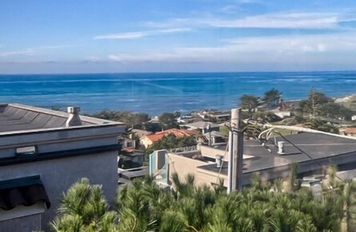 Park Hill House | Lovely Panoramic Views-Spring Special