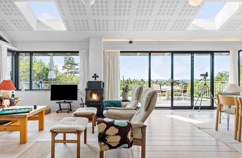 Handrup Strand House | Lovely pet-friendly home in Ebeltoft with kitchen