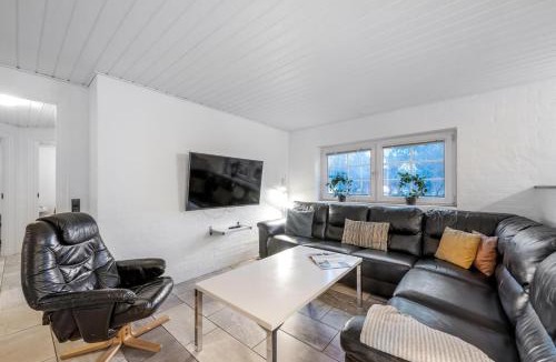 Øhuse House | Lovely Pool House With Jumping Cushion And Activity Room