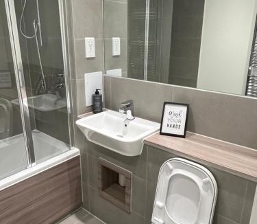 Gascoigne House | Lovely Private double room