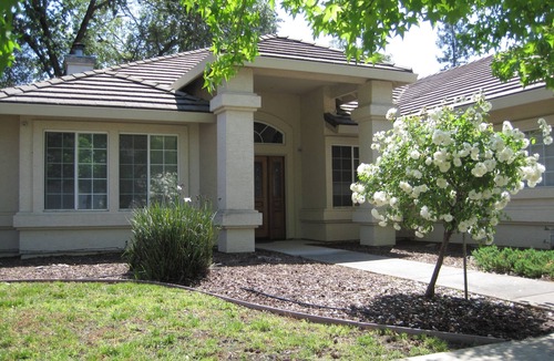 Citrus Heights Apartment | Lovely private master suite with back-yard