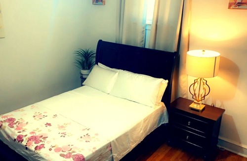 Ogontz Campus House | Lovely private room