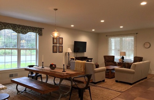 Cooperstown House | Lovely Private Setting