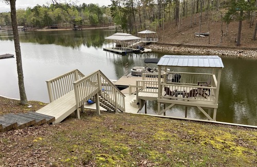 Wedowee House | Lovely Quiet Lake Home for Small Groups